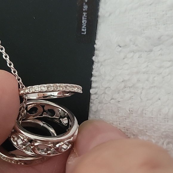 Coach necklace - Picture 3 of 9